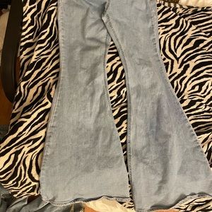 Forever 21 Women Flare Blue Jeans.